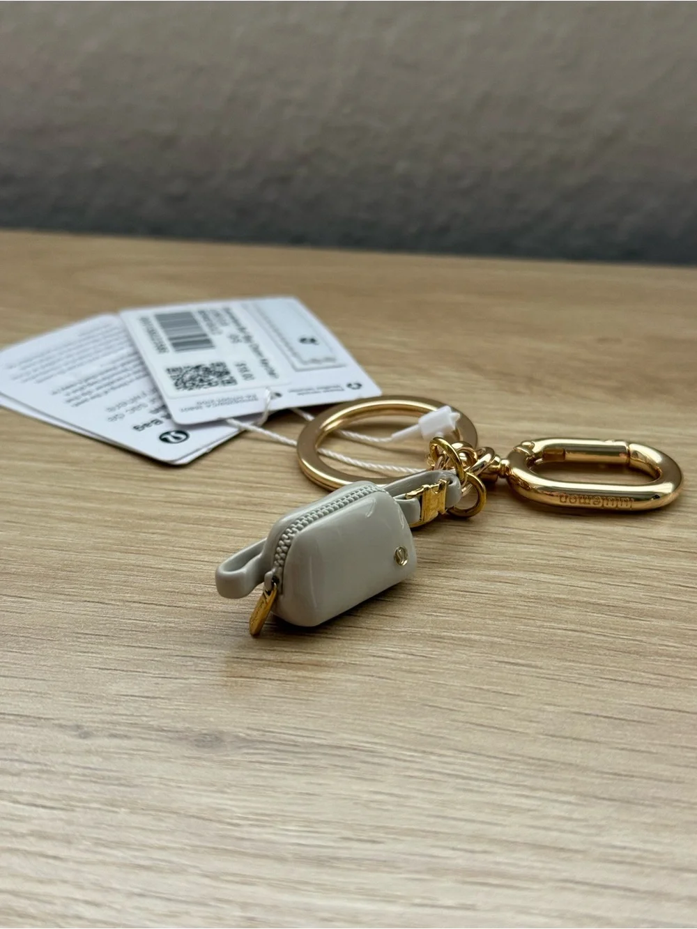 lululemon athletica keychain everywhere belt bag
